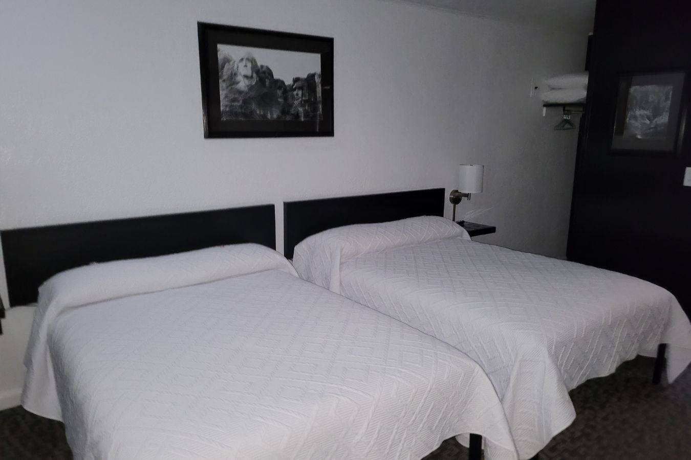 2 Double Beds with Shower Only - Non-Smoking